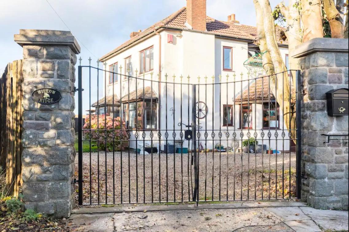 Willow Ridge - A Large Country House With 3 Rental Rooms Clutton Dış mekan fotoğraf