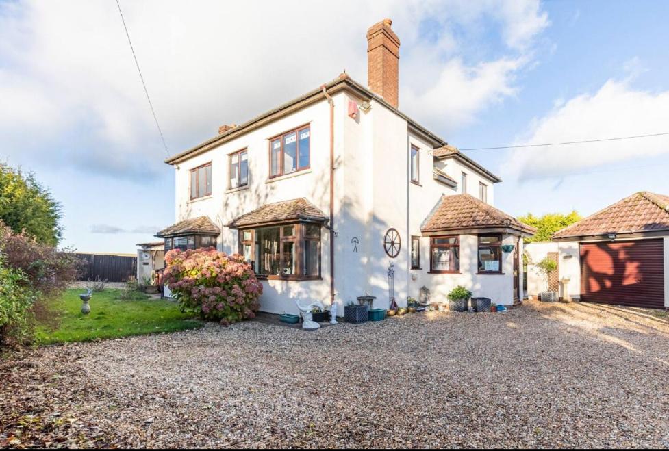 Willow Ridge - A Large Country House With 3 Rental Rooms Clutton Dış mekan fotoğraf