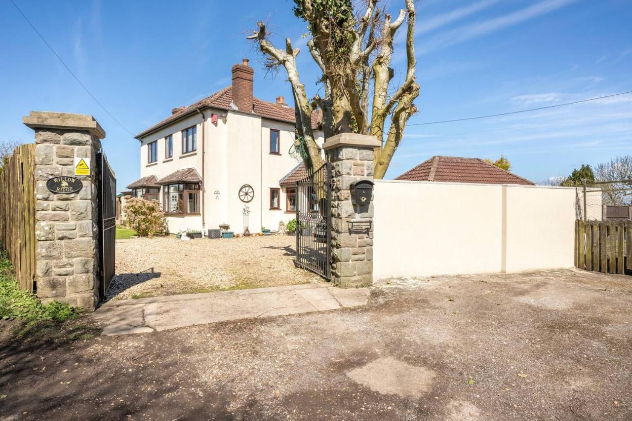 Willow Ridge - A Large Country House With 3 Rental Rooms Clutton Dış mekan fotoğraf