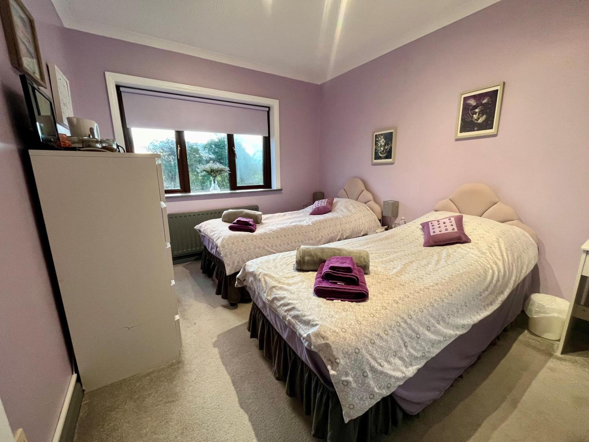 Willow Ridge - A Large Country House With 3 Rental Rooms Clutton Dış mekan fotoğraf